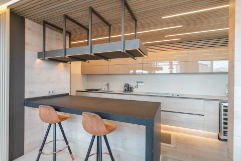 Apartamento de 3 dormitorios en venta en Barcelona, Cataluña, Spain № 1543 - foto 8