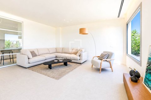 Villa de 4 dormitorios en venta en Sitges, Barcelona, Cataluña, Spain № 4368 - foto 25