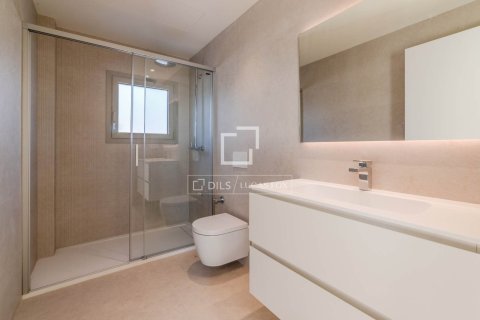 Villa de 4 dormitorios en venta en Sitges, Barcelona, Cataluña, Spain № 4368 - foto 12