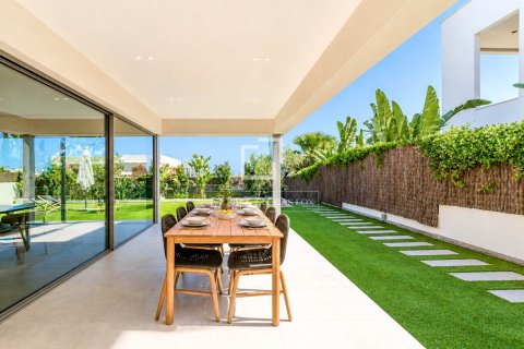 Villa de 4 dormitorios en venta en Sitges, Barcelona, Cataluña, Spain № 4368 - foto 23