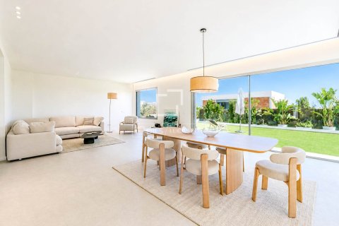 Villa de 4 dormitorios en venta en Sitges, Barcelona, Cataluña, Spain № 4368 - foto 30