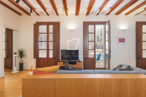 Купить квартиру в Барселона, Испания с 2 спальни, 84м², № 4364 - фото 2