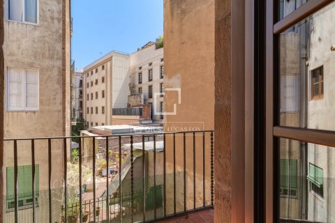 Купить квартиру в Барселона, Испания с 2 спальни, 84м², № 4364 - фото 8
