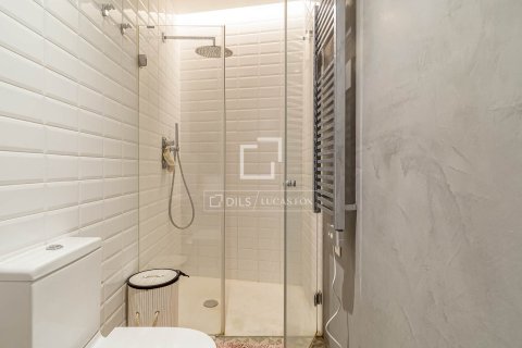 Купить квартиру в Барселона, Испания с 2 спальни, 84м², № 4364 - фото 16