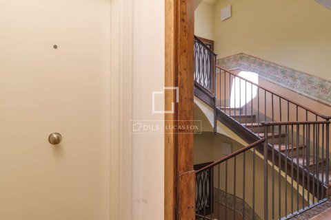 Купить квартиру в Барселона, Испания с 2 спальни, 84м², № 4364 - фото 24