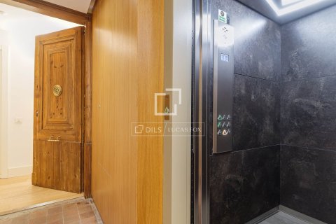 Купить квартиру в Барселона, Испания с 2 спальни, 84м², № 4364 - фото 23