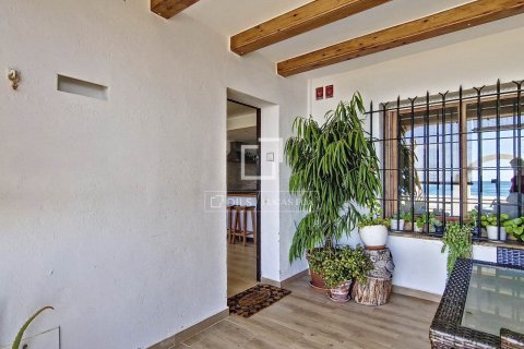 Apartamento de 4 dormitorios en venta en Vilanova i la Geltrú, Barcelona, Cataluña, Spain № 4488 - foto 11