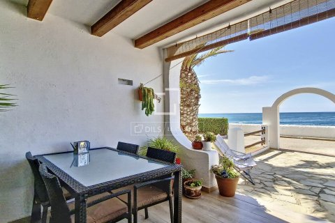 Apartamento de 4 dormitorios en venta en Vilanova i la Geltrú, Barcelona, Cataluña, Spain № 4488 - foto 3