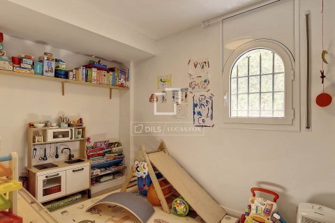 Apartamento de 4 dormitorios en venta en Vilanova i la Geltrú, Barcelona, Cataluña, Spain № 4488 - foto 29