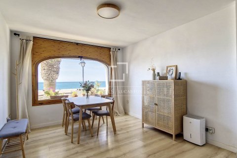 Apartamento de 4 dormitorios en venta en Vilanova i la Geltrú, Barcelona, Cataluña, Spain № 4488