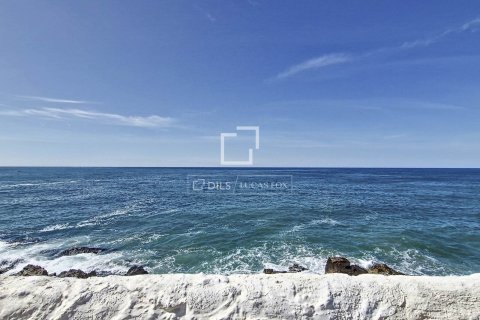 Apartamento de 4 dormitorios en venta en Vilanova i la Geltrú, Barcelona, Cataluña, Spain № 4488 - foto 6