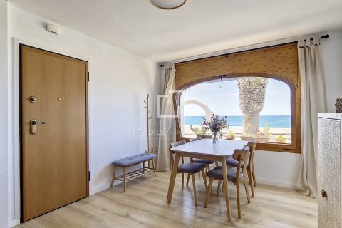 Apartamento de 4 dormitorios en venta en Vilanova i la Geltrú, Barcelona, Cataluña, Spain № 4488 - foto 14