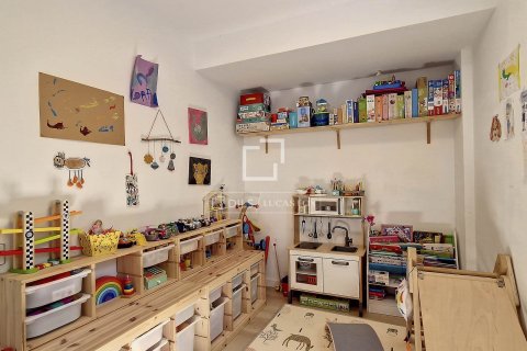 Apartamento de 4 dormitorios en venta en Vilanova i la Geltrú, Barcelona, Cataluña, Spain № 4488 - foto 30