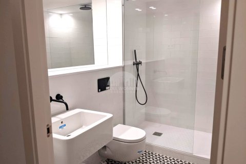 Apartamento de 2 dormitorios en venta en Ciudad Vieja, Barcelona, Cataluña, Spain № 2793 - foto 18