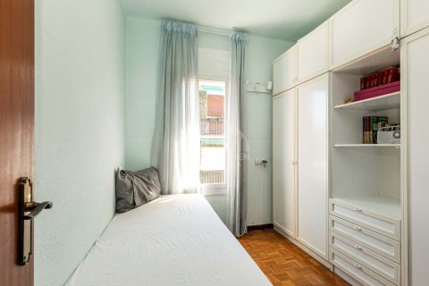 Apartamento de 3 dormitorios en venta en Gràcia, Barcelona, Cataluña, Spain № 2787 - foto 6