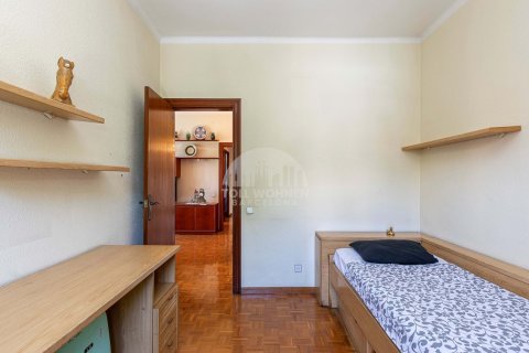 Apartamento de 3 dormitorios en venta en Gràcia, Barcelona, Cataluña, Spain № 2787 - foto 15