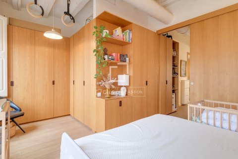 Apartamento de 2 dormitorios en venta en Barcelona, Cataluña, Spain № 8782 - foto 28