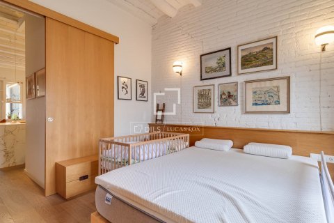 Apartamento de 2 dormitorios en venta en Barcelona, Cataluña, Spain № 8782 - foto 27