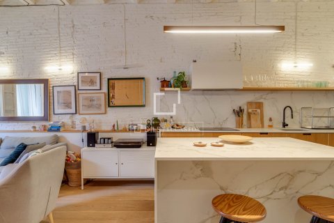 Apartamento de 2 dormitorios en venta en Barcelona, Cataluña, Spain № 8782 - foto 15