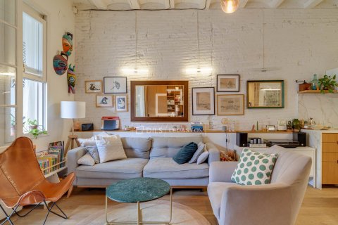 Apartamento de 2 dormitorios en venta en Barcelona, Cataluña, Spain № 8782 - foto 6