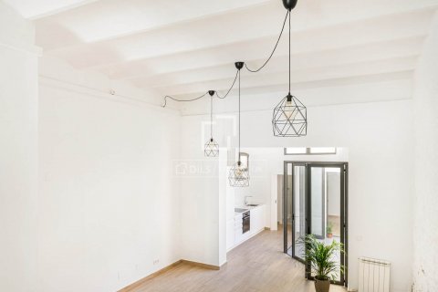 Apartamento de 2 dormitorios en venta en Barcelona, Cataluña, Spain № 8783 - foto 12