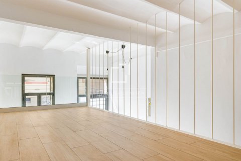 Apartamento de 2 dormitorios en venta en Barcelona, Cataluña, Spain № 8783 - foto 14