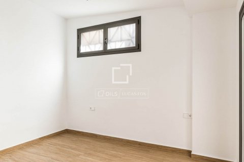 Apartamento de 2 dormitorios en venta en Barcelona, Cataluña, Spain № 8783 - foto 8