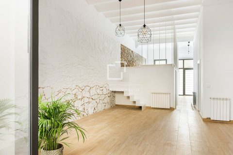 Apartamento de 2 dormitorios en venta en Barcelona, Cataluña, Spain № 8783 - foto 9