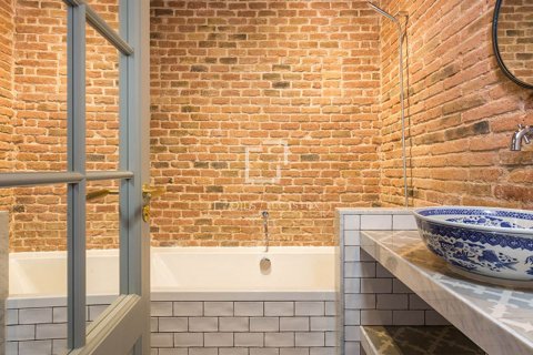 Apartamento de 2 dormitorios en venta en Barcelona, Cataluña, Spain № 8780 - foto 9