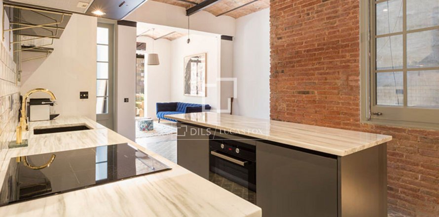 Apartamento de 2 dormitorios en venta en Barcelona, Cataluña, Spain № 8780