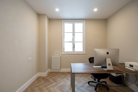 Купить квартиру в Барселона, Испания с 4 спальни, 250м², № 8787 - фото 15