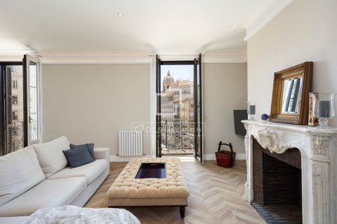 Купить квартиру в Барселона, Испания с 4 спальни, 250м², № 8787 - фото 7
