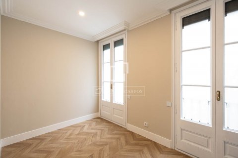 Купить квартиру в Барселона, Испания с 4 спальни, 250м², № 8787 - фото 19