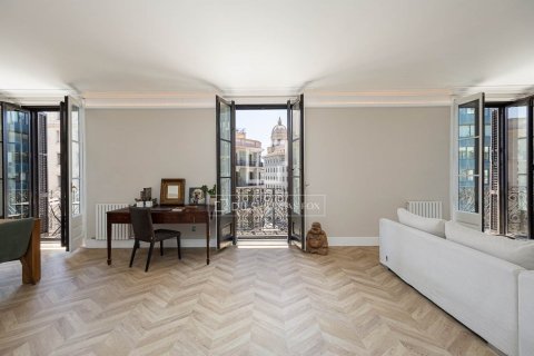 Купить квартиру в Барселона, Испания с 4 спальни, 250м², № 8787 - фото 8