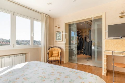 Villa de 6 dormitorios en venta en Sant Just Desvern, Barcelona, Cataluña, Spain № 8573 - foto 19