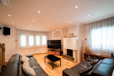 Купить виллу в Виладеканс, Испания с 4 спальни, 348м², № 8576 - фото 28