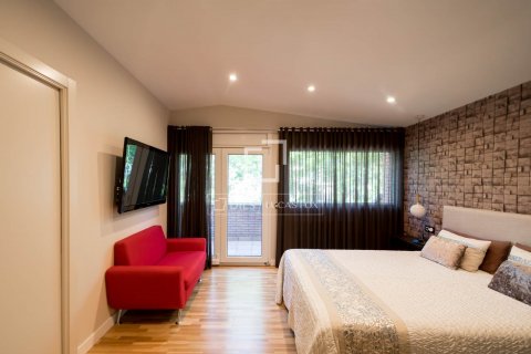 Купить виллу в Виладеканс, Испания с 4 спальни, 348м², № 8576 - фото 9