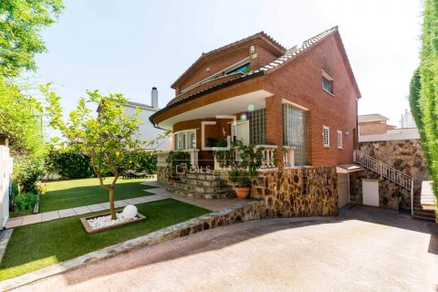 Купить виллу в Виладеканс, Испания с 4 спальни, 348м², № 8576 - фото 3
