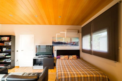 Купить виллу в Виладеканс, Испания с 4 спальни, 348м², № 8576 - фото 24