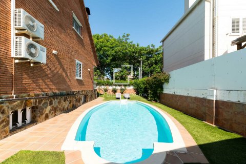 Купить виллу в Виладеканс, Испания с 4 спальни, 348м², № 8576 - фото 8