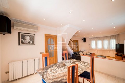 Купить виллу в Виладеканс, Испания с 4 спальни, 348м², № 8576 - фото 30