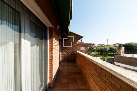Купить виллу в Виладеканс, Испания с 4 спальни, 348м², № 8576 - фото 25