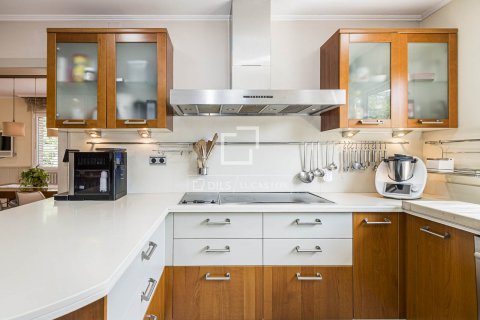 Villa de 4 dormitorios en venta en Bellaterra, Barcelona, Cataluña, Spain № 8574 - foto 17