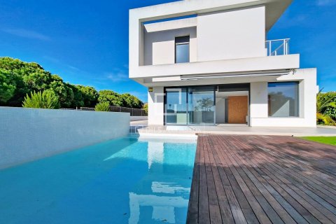 Villa de 5 dormitorios en venta en Vilanova i la Geltrú, Barcelona, Cataluña, Spain № 8577