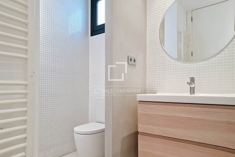 Villa de 5 dormitorios en venta en Vilanova i la Geltrú, Barcelona, Cataluña, Spain № 8577 - foto 27