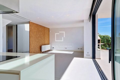 Villa de 5 dormitorios en venta en Vilanova i la Geltrú, Barcelona, Cataluña, Spain № 8577 - foto 20
