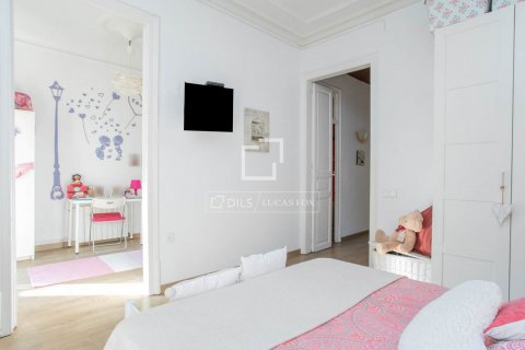3 bedrooms apartment for sale in Barcelona, Catalonia, Spain № 8578 - photo 21