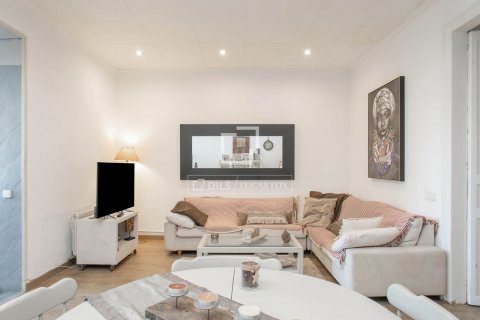 3 bedrooms apartment for sale in Barcelona, Catalonia, Spain № 8578 - photo 9