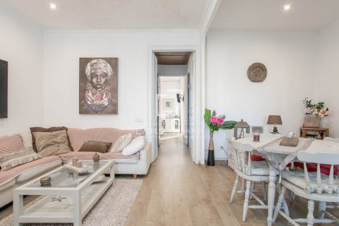 3 bedrooms apartment for sale in Barcelona, Catalonia, Spain № 8578 - photo 2