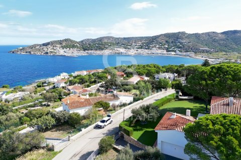 Villa de 5 dormitorios en venta en El Port De La Selva, Gerona, Cataluña, Spain № 6024 - foto 25